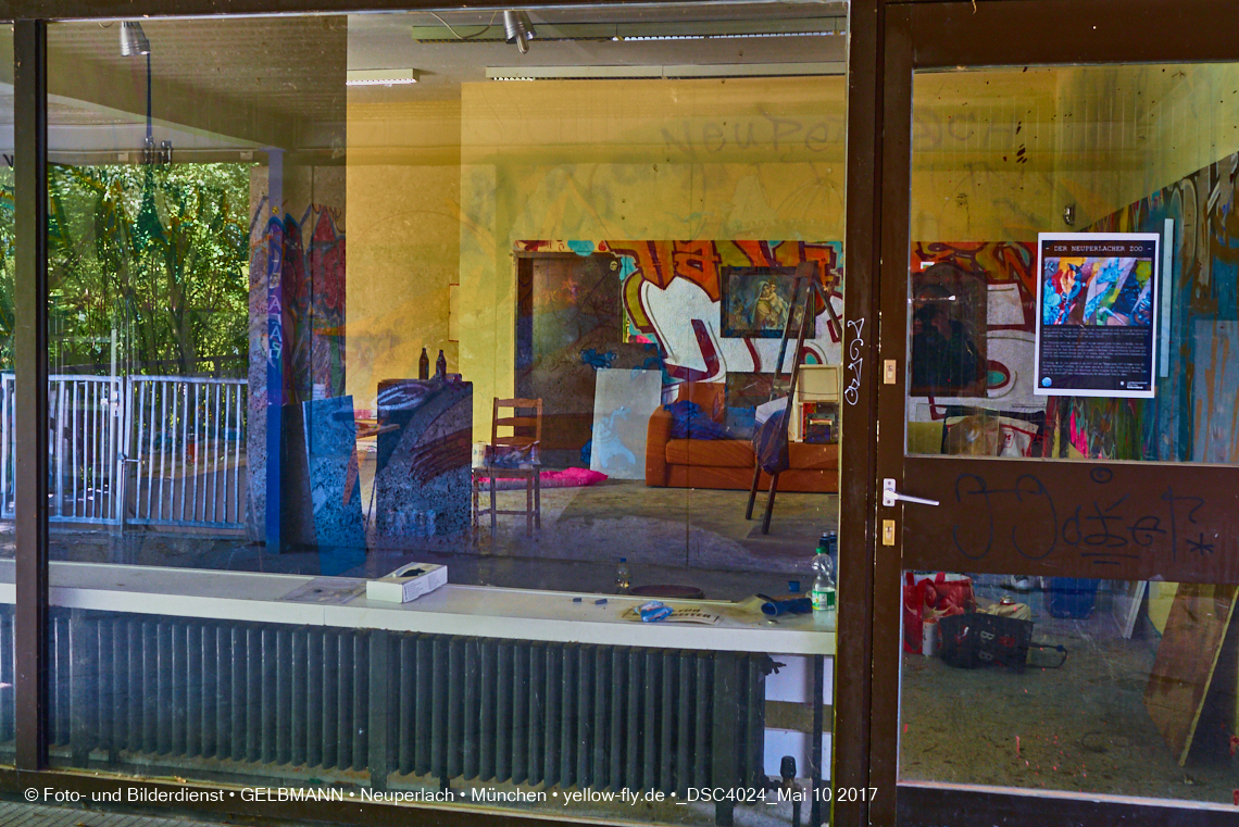 21.03.2017 - Abrissbaustelle Quiddezentrum in Neuperlach